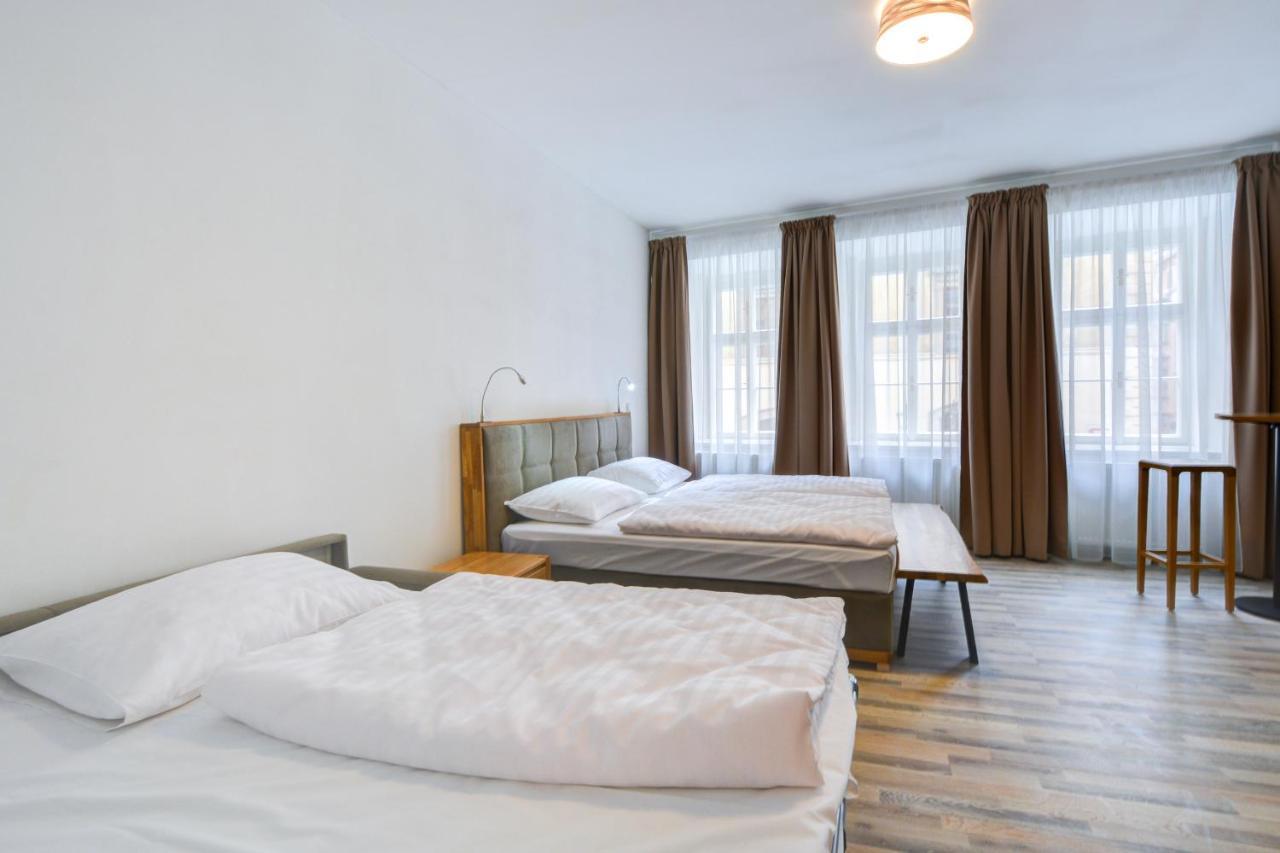 Hotel Karlova Prague - Mostecka 10 St Depandance Esterno foto
